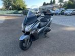 Honda Silverwing 400 cc - Top case - ABS, Scooter, 12 t/m 35 kW, Particulier, 2 cilinders
