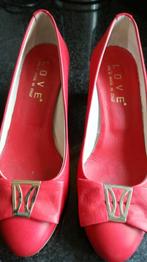 KORAALKLEURIGE PUMPS mt 38 merk LOVE, Rouge, Enlèvement ou Envoi, Escarpins, Comme neuf