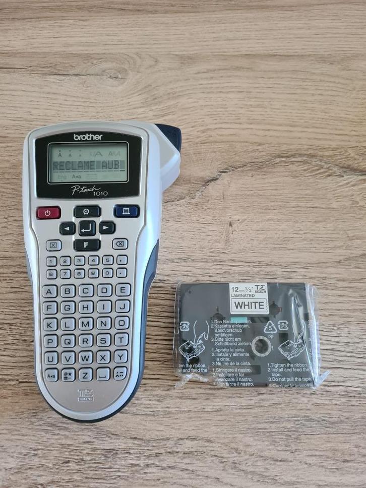 Brother P-touch 1010 labelprinter, Computers en Software, Labelprinters, Zo goed als nieuw, Tape-label, Ophalen of Verzenden