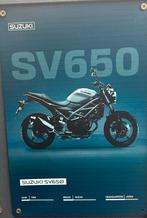 Suzuki metalen plaatjes 20x30cm, Motoren, Accessoires | Overige, Ophalen of Verzenden, Zo goed als nieuw