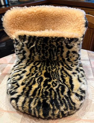 Dikke,warme voetenzak,past altijd. beschikbaar voor biedingen