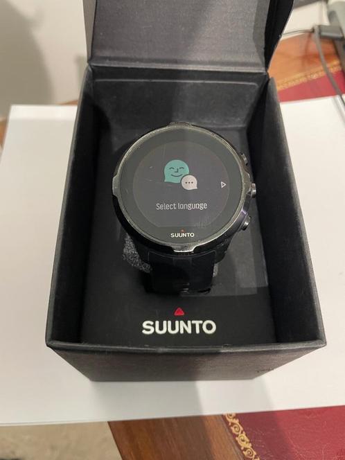 Montre de sport Suunto Spartan Sport Wrist HR All black, Handtassen en Accessoires, Sporthorloges, Gebruikt, iOS, Zwart, Afstand