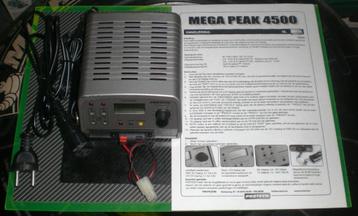 Protech Mega Peak 4500 snellader 12V/220V met LCD