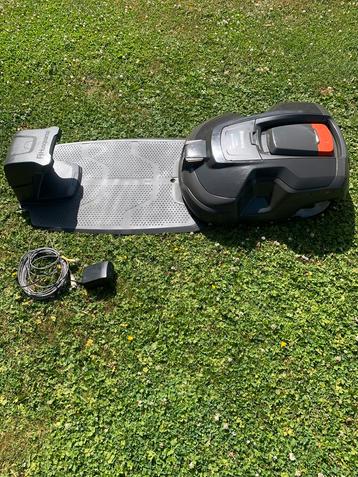 Husqvarna Automower 310 robot tondeuse avec application, Enlèvement ou Envoi, Comme neuf