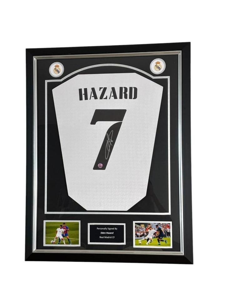 Eden Hazard Real Madrid 2024-25 Signé et encadré, Collections, Articles de Sport & Football, Neuf, Maillot, Enlèvement ou Envoi