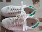 Dames sneakers maat 38, Wit, Ophalen of Verzenden, Zo goed als nieuw, Sneakers