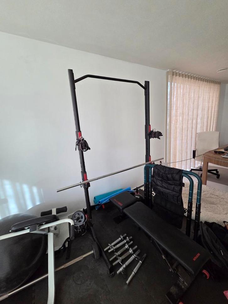 Fitness materiaal, Sport en Fitness, Fitnessmaterialen, Zo goed als nieuw, Halterset, Armen, Benen, Borst, Rug, Ophalen