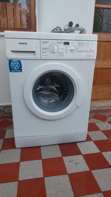 Machine a laver marque simense swamat Xl1662 .
6 kg. beschikbaar voor biedingen