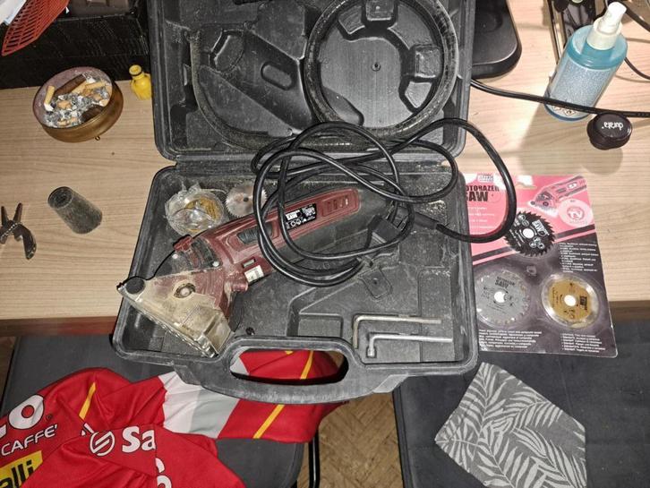ROTORAZER-ZAAGMACHINE TE KOOP!, Doe-het-zelf en Bouw, Gereedschap | Zaagmachines, Zo goed als nieuw, Cirkelzaag, 600 tot 1200 watt