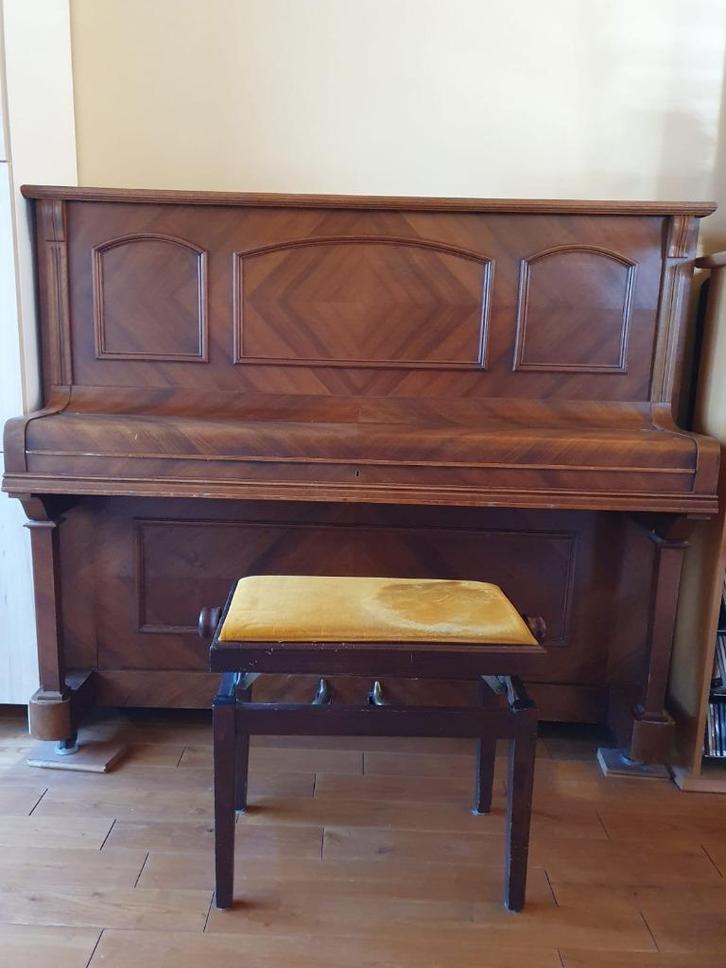 Piano, Muziek en Instrumenten, Piano's, Gebruikt, Piano, Bruin, Ophalen