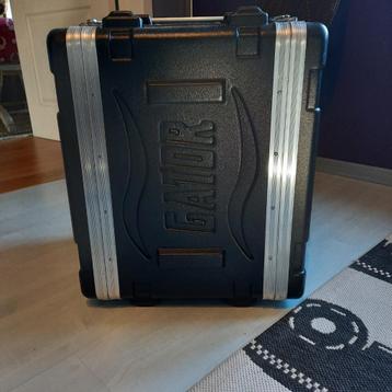 2 x Flightcases ( tunnelcase ) GATOR 3U inbouwdiepte 31cm beschikbaar voor biedingen