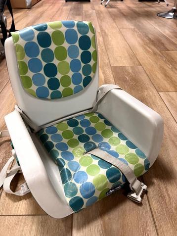 Opvouwbaar kinderzitje beschikbaar voor biedingen