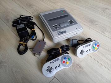 Console 1 CHIP (SNES) rare et bien rangée avec manettes