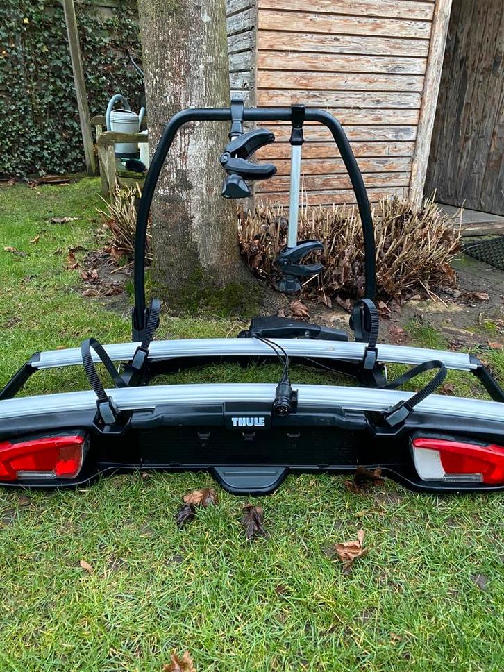 Thule Velospace XT2 jusqu'à 60 kg, Autos : Divers, Porte-vélos, Comme neuf, Support d'attelage, 2 vélos, Pneus larges, Vélo électrique