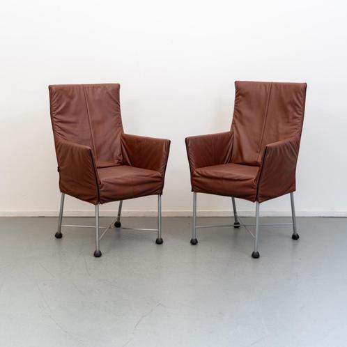 2x Montis Chaplin (eetkamer) stoelen - chocolade bruin, Huis en Inrichting, Zetels | Voetbanken en poefs