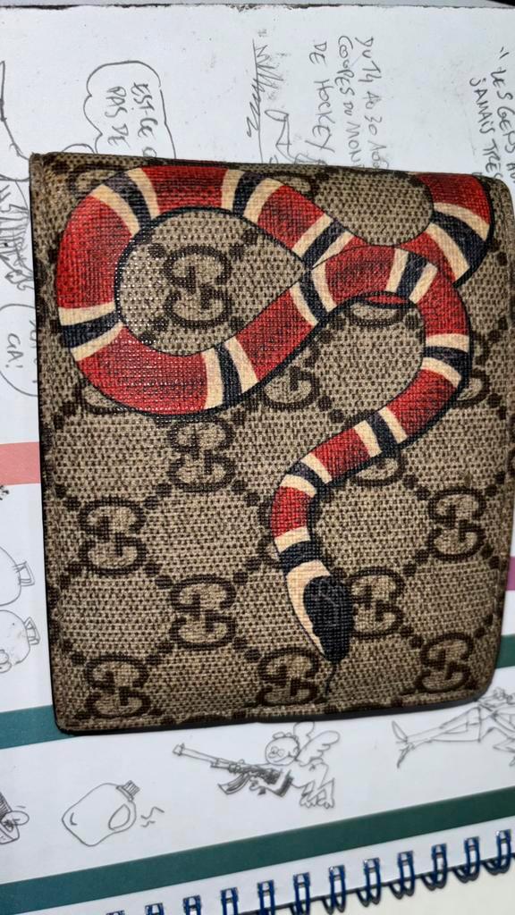 Bijna nieuwe Gucci met aankoopfactuur, Handtassen en Accessoires, Portemonnees, Zo goed als nieuw, Leder, Ophalen of Verzenden