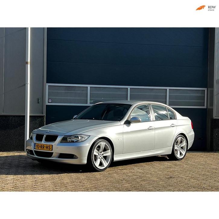 BMW 320 3-serie 320i bj.2005 Airco|Trekhaak|Cc|18" Lm|Nap., Auto's, BMW, 3 Reeks, ABS, Airbags, Airconditioning, Boordcomputer
