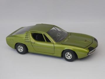 Alfa Romeo Montreal van Polistil 1/25 beschikbaar voor biedingen