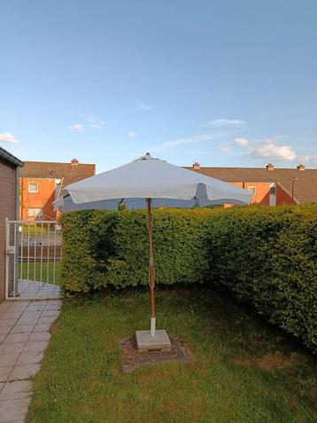 Parasol Umbria toile Beige Diam. 250cm beschikbaar voor biedingen