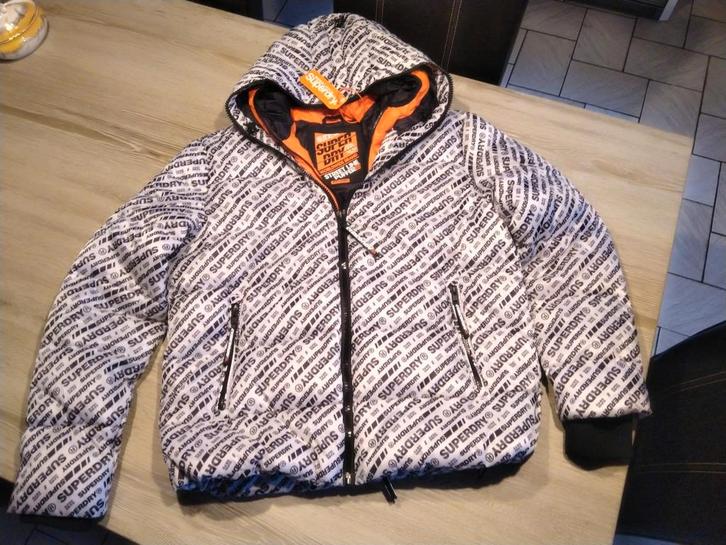 Veste hiver "Superdry" XL Modèle 2026 ((Nouvelle)), Vêtements | Hommes, Vestes | Hiver, Neuf, Enlèvement