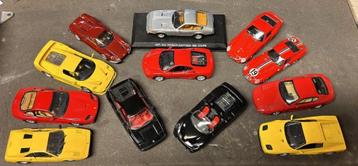 Veel nieuwe 1/43e Ferrari's zonder dozen beschikbaar voor biedingen