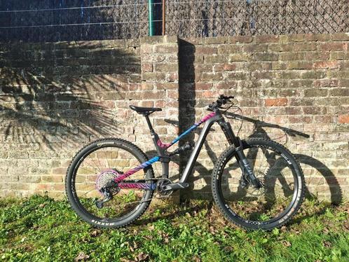 Canyon spectral wmn CF 7.0 Small, Vélos & Vélomoteurs, Vélos | VTT & Mountainbikes, Comme neuf, Femmes, Autres marques, Moins de 45 cm