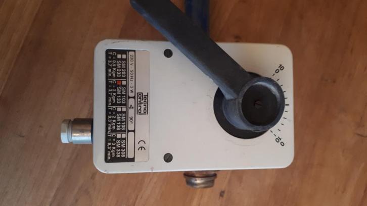 mengklep, Doe-het-zelf en Bouw, Sanitair, Zo goed als nieuw, Ophalen