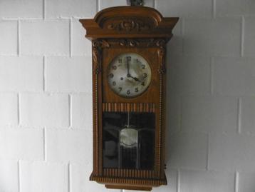 wandklok beschikbaar voor biedingen