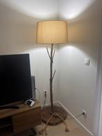 Staande lamp Uit Mango boom, Huis en Inrichting, Lampen | Vloerlampen, 150 tot 200 cm, Landelijk, Zo goed als nieuw, Hout
