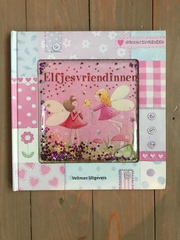 Elfjesvriendinnen. Boek met bewegende sterren in voorpagina beschikbaar voor biedingen