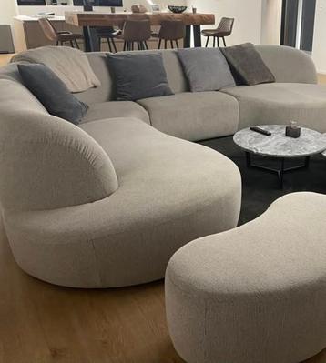Sofa met poefjes  beschikbaar voor biedingen