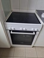 Elektrische kookplaat met oven (vrijstaand), Elektronische apparatuur, Ophalen, Gebruikt, 4 kookzones, Vrijstaand