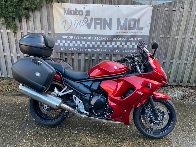 suzuki gsx1250fa bj 2015 zeer goede staat + opties, Motoren, Motoren | Suzuki, Bedrijf, Toermotor, meer dan 35 kW, 4 cilinders