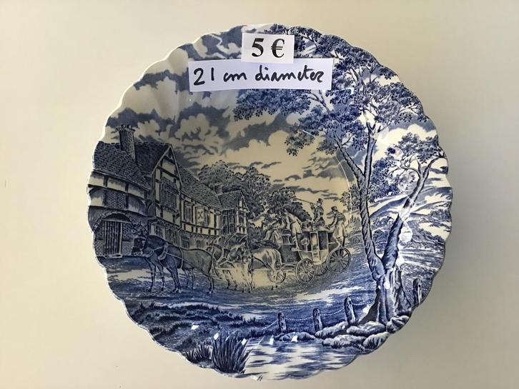 10 plateaux à 5 euros par balance, Maison & Meubles, Cuisine | Vaisselle, Comme neuf, Enlèvement ou Envoi