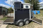 Ifor Williams HB506, 2 paarden, Zadelkast, Watervat, Ophalen, Zo goed als nieuw, Aluminium, 2-paards trailer