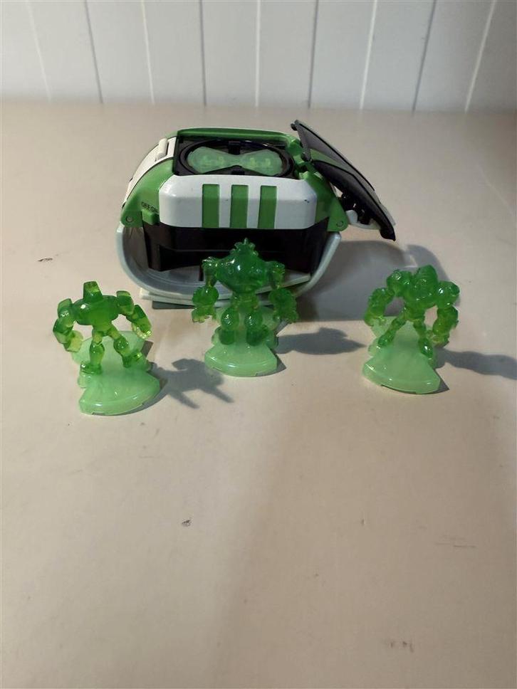 Ben 10 Omniverse Omnitrix Shuffle Horloge met Licht & Geluid, Kinderen en Baby's, Speelgoed | Actiefiguren, Zo goed als nieuw