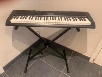 Casio CTK 1100 + standaard, Enlèvement, Comme neuf, 61 touches, Casio