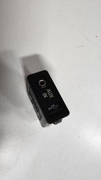 Aux Usb aansluiting BMW 7 / X5 / X6 serie F01 F02 F03 E70 E7, Auto diversen, Autoradio's, Ophalen of Verzenden, Gebruikt