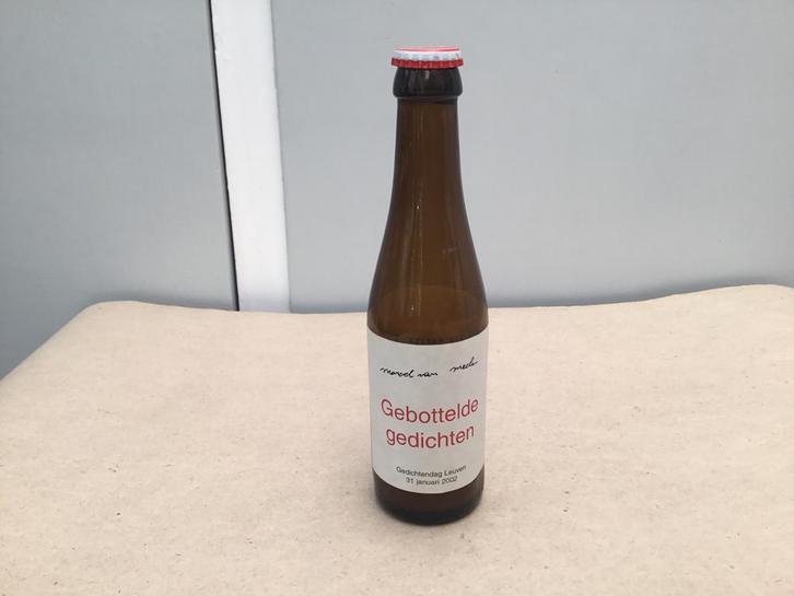 Gebottelde gedichten Marcel van Maele, Antiek en Kunst, Kunst | Overige Kunst, Ophalen of Verzenden