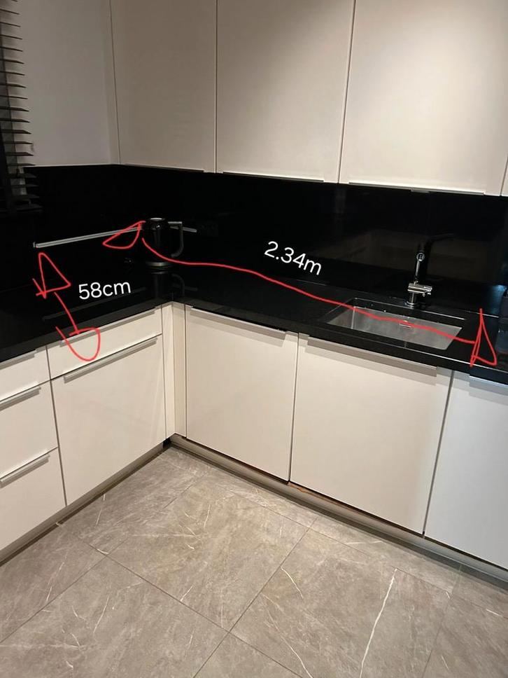 Complete keuken met natuursteen werkblad en toestellen, Huis en Inrichting, Keuken | Complete keukens, Zo goed als nieuw, Hoekkeuken