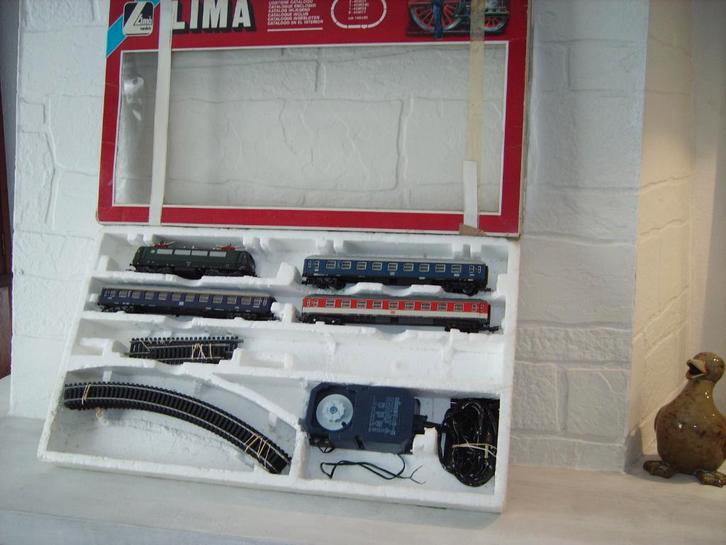 KIT DE DÉMARRAGE LIMA DB ELOC ET 3 CHARIOTS, Hobby & Loisirs créatifs, Trains miniatures | HO, Utilisé, Set de Trains, Lima, Analogique