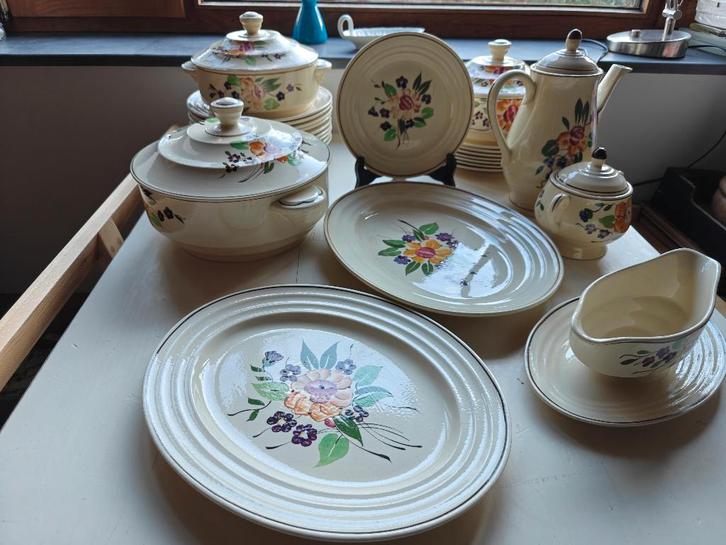 lot servies boch, Maison & Meubles, Cuisine | Vaisselle, Utilisé, Assiettes(s), Poterie rustique, Poterie, Enlèvement