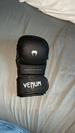 Gant mma venum taille m, Sports & Fitness, Comme neuf