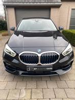 BMW 118i Steptronic en excellent état, Autos, 5 places, Série 1, Noir, Cuir et Tissu
