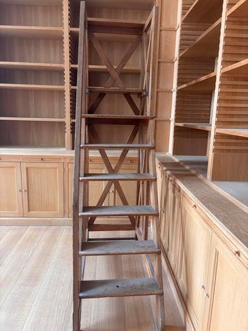 Biblioteek trap, Huis en Inrichting, Ophalen, 75 cm of meer, 100 tot 150 cm, 50 tot 100 cm