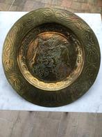 Plaque antique en cuivre martelé faite à la main Bruges, Antiquités & Art, Antiquités | Bronze & Cuivre, Enlèvement ou Envoi