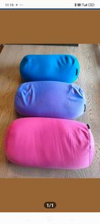 3 nek kussentjes, Caravans en Kamperen, Ophalen, Zo goed als nieuw