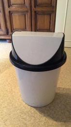 2 vuilbakken met tuimeldeksel, Huis en Inrichting, Emmers, Ophalen, Zo goed als nieuw