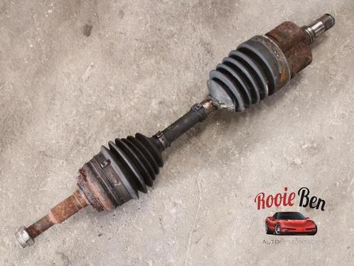 Aandrijfas links-voor van een Chevrolet Beretta, Auto-onderdelen, Remmen en Aandrijving, Chevrolet, Gebruikt, 3 maanden garantie