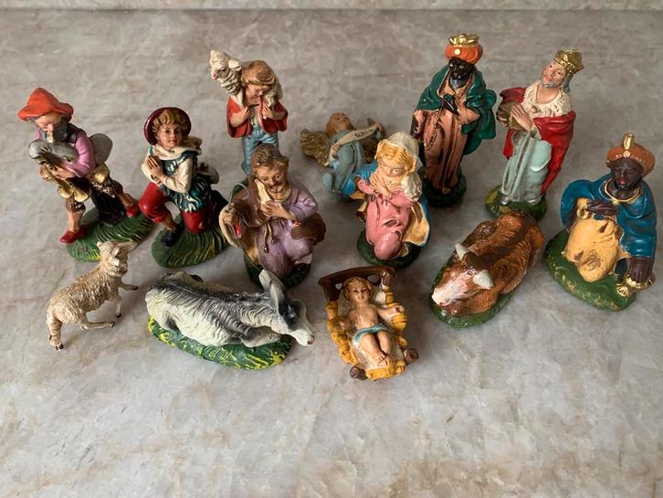 Kerstfiguren in keramiek uit Italië, Diversen, Kerst, Zo goed als nieuw, Ophalen